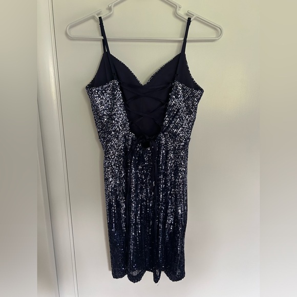 Navy Ombré Sequin Bodycon Homecoming/Formal Dress (Pear Culture, Size 1/2) - Picture 5 of 8